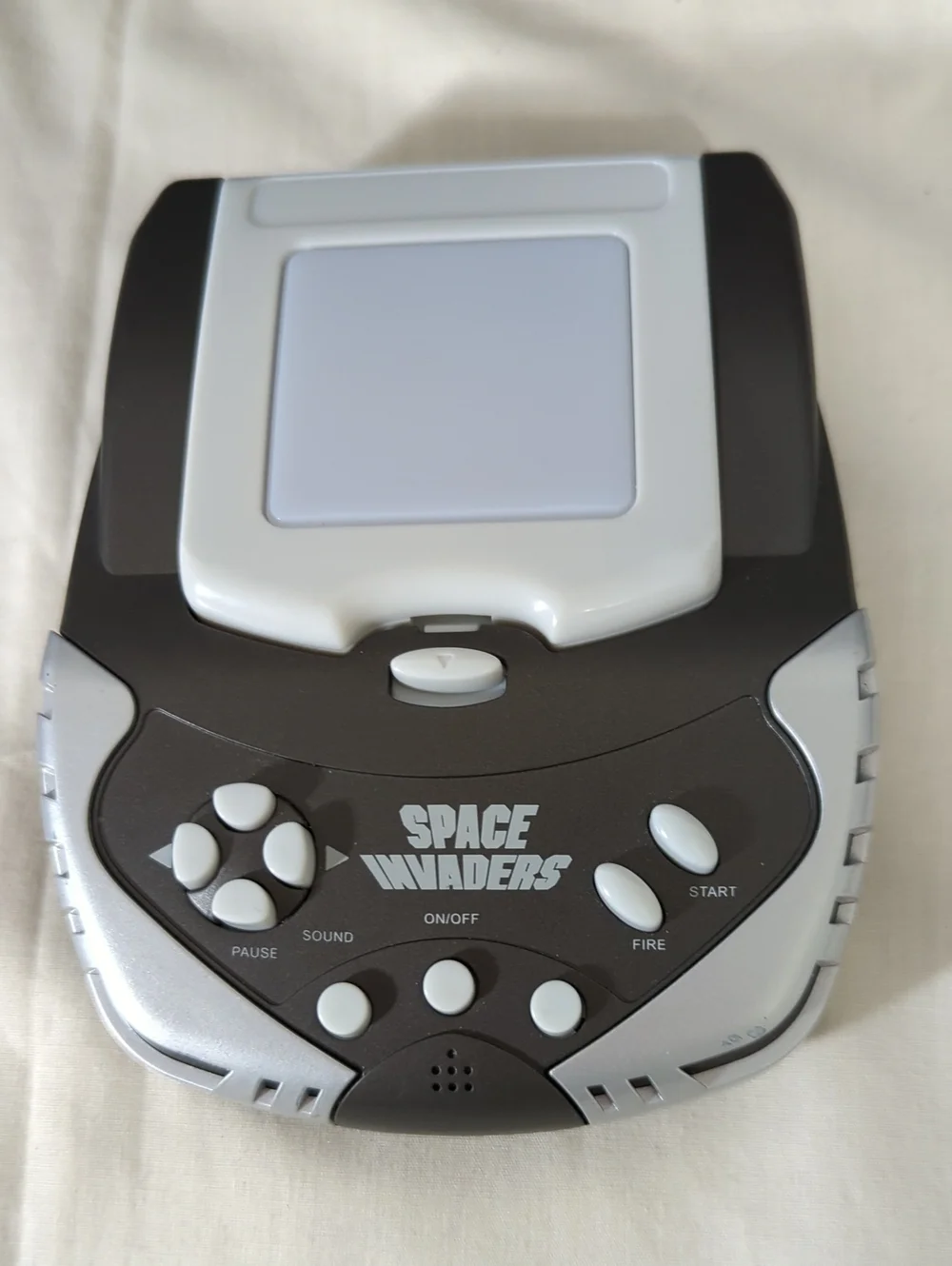 Space Invaders Handheld game Classic Game Portable Excalibur Electronics 402-1 - Picture 2 of 5